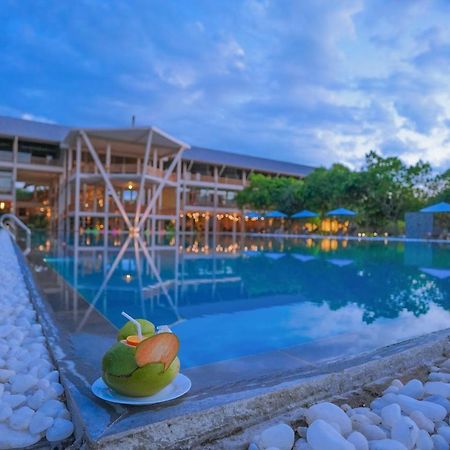 Hotel Breeze Pasikudah Passikudah Esterno foto