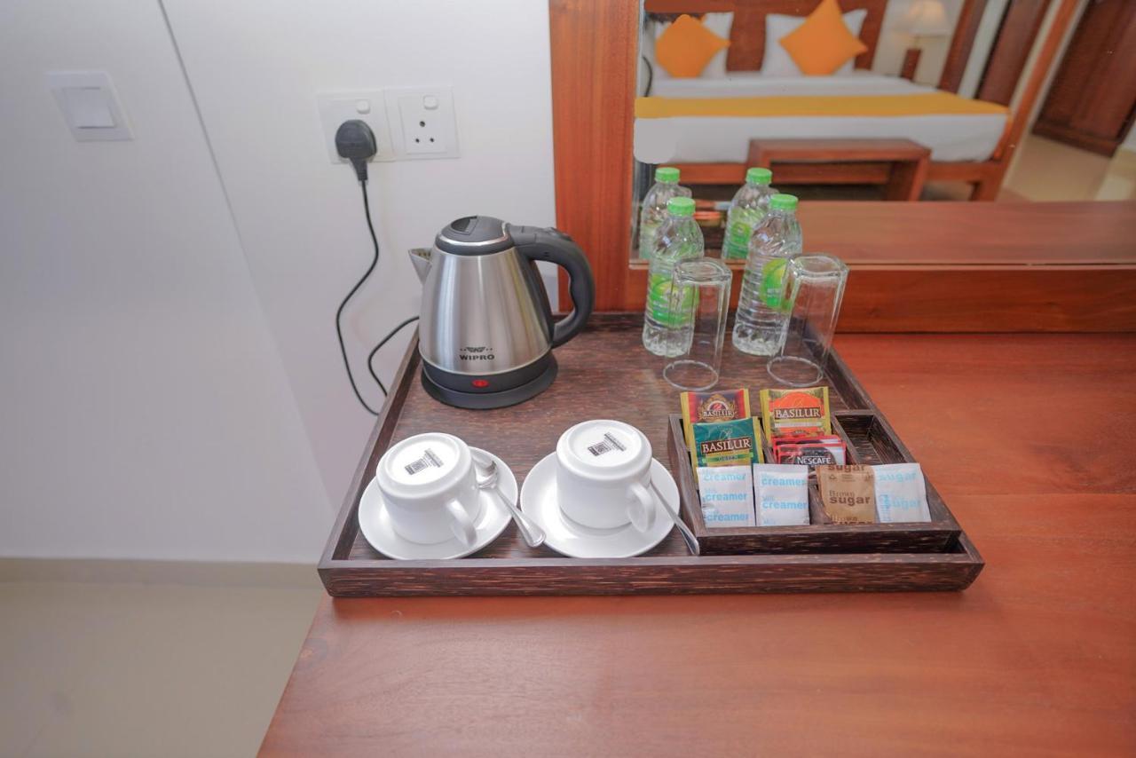 Hotel Breeze Pasikudah Passikudah Esterno foto