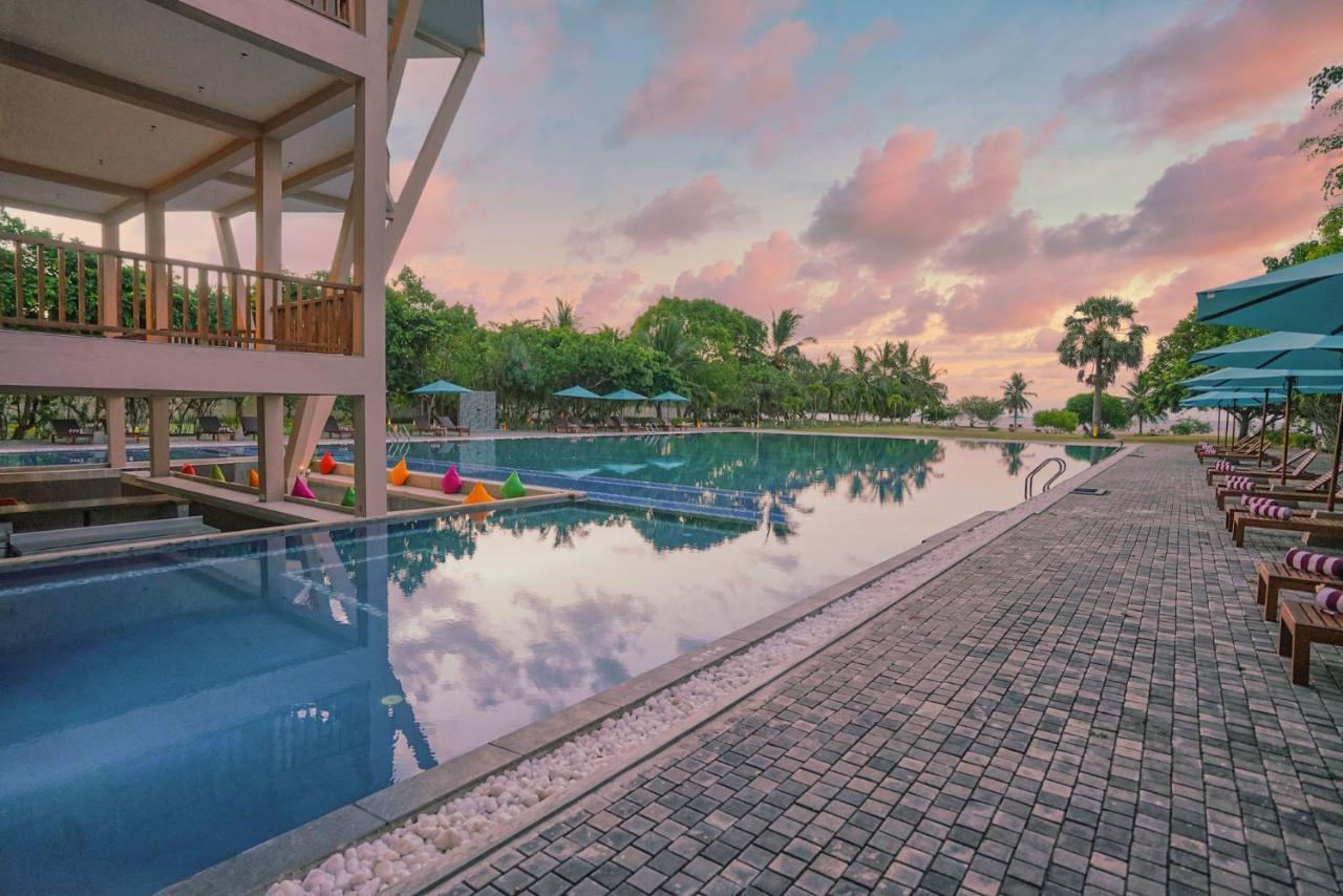 Hotel Breeze Pasikudah Passikudah Esterno foto