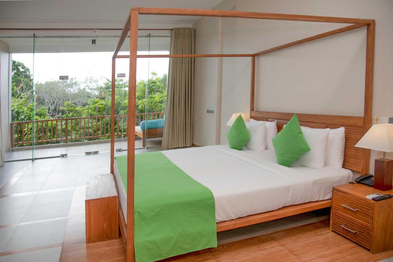 Hotel Breeze Pasikudah Passikudah Esterno foto